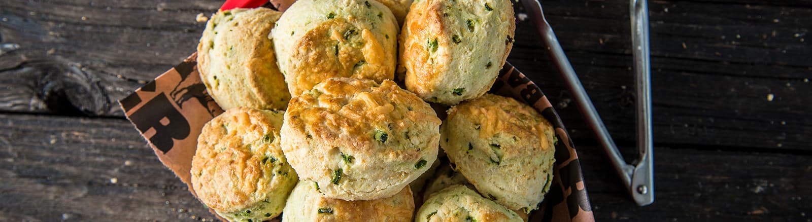 Traeger Recipe – Baked Cheddar Poblano Biscuits