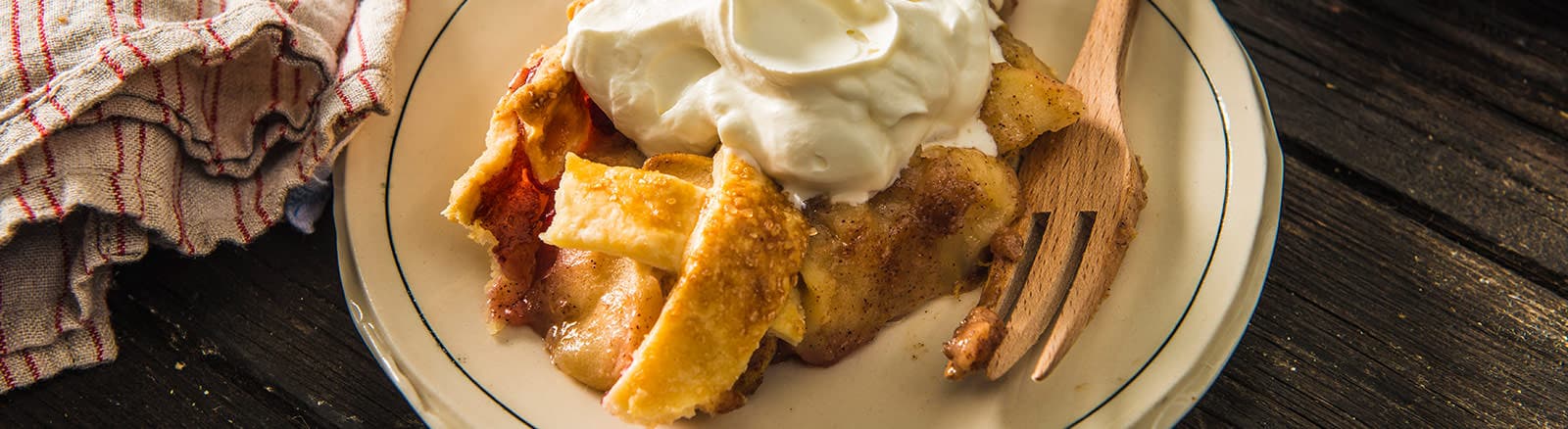Traeger Wood Pellet Grill Recipe – Baked Deep Dish Apple Pie