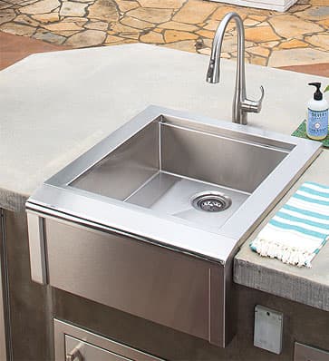 Alfresco 24-Inch Versa Sink and Beverage Center - Image 1