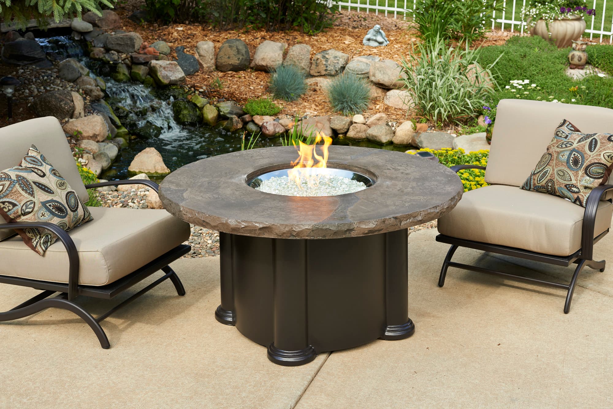 The Outdoor GreatRoom Company - Marbleized Noche Colonial Chat Height Gas Fire Pit Table